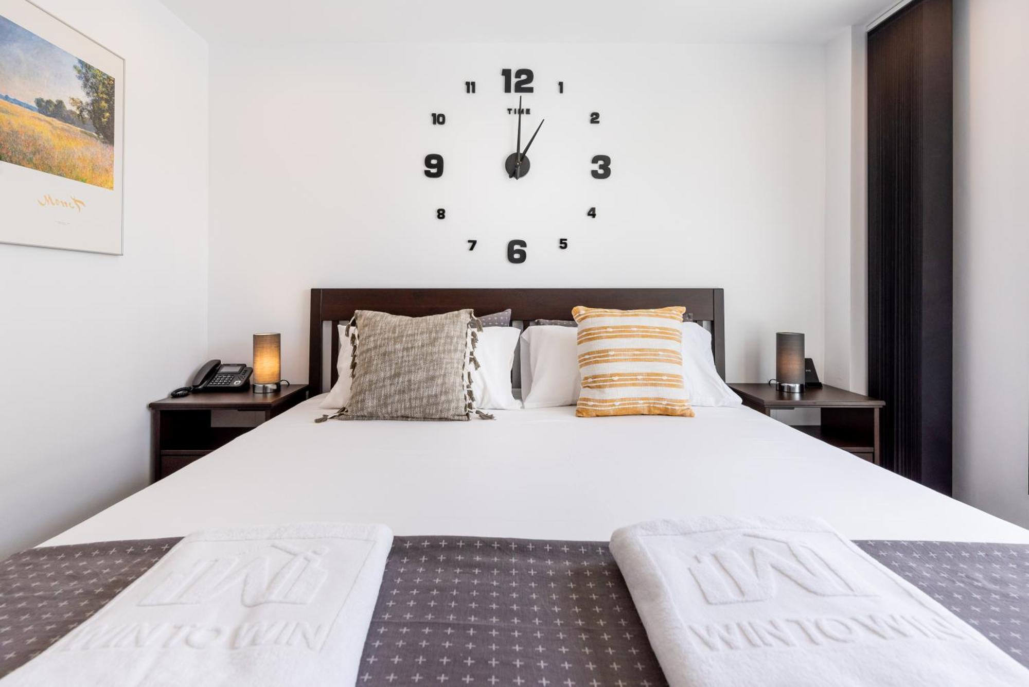 Wintowinrentals Executive Apt In Ocean House Complex Τορρεμολίνος Εξωτερικό φωτογραφία