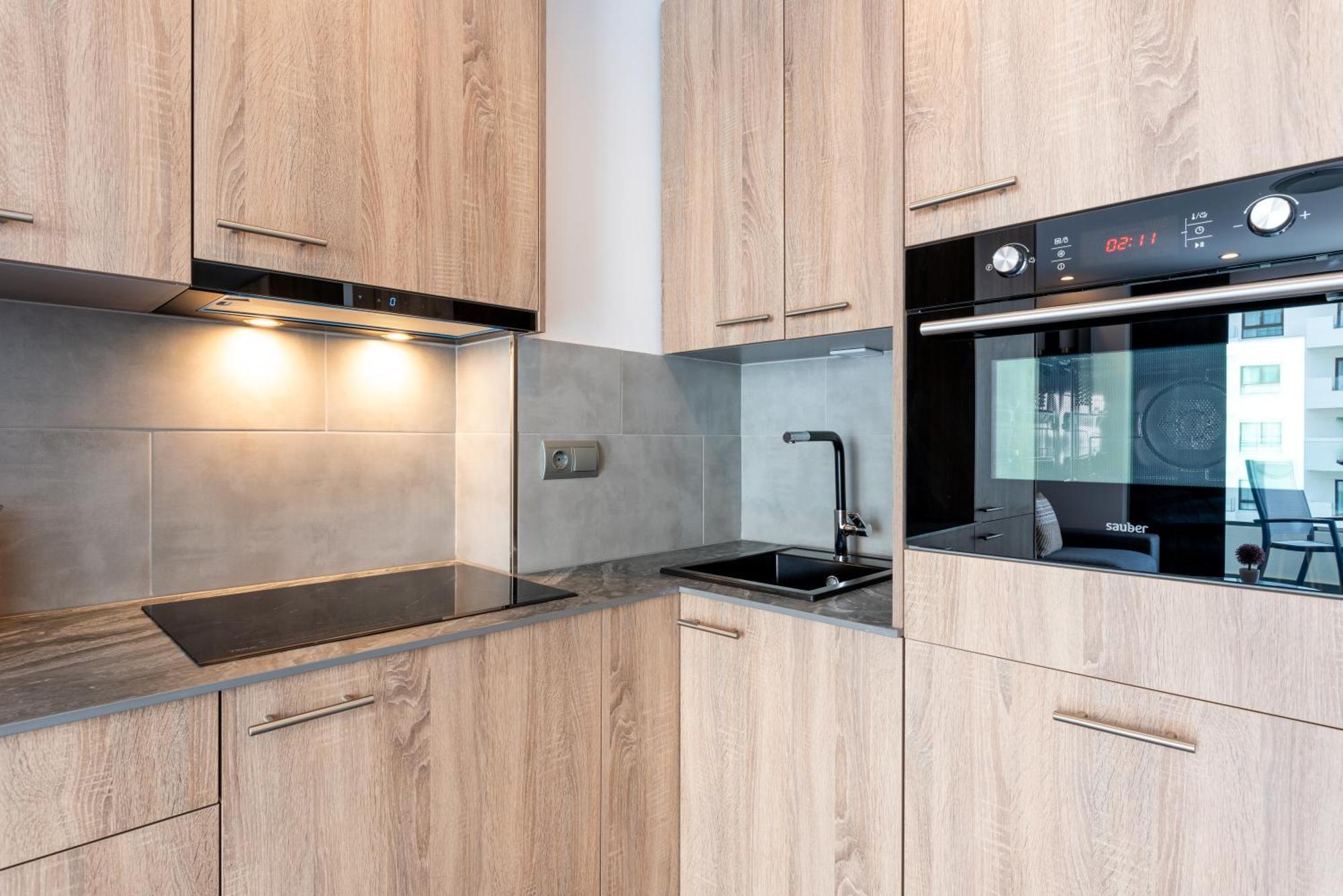 Wintowinrentals Executive Apt In Ocean House Complex Τορρεμολίνος Εξωτερικό φωτογραφία