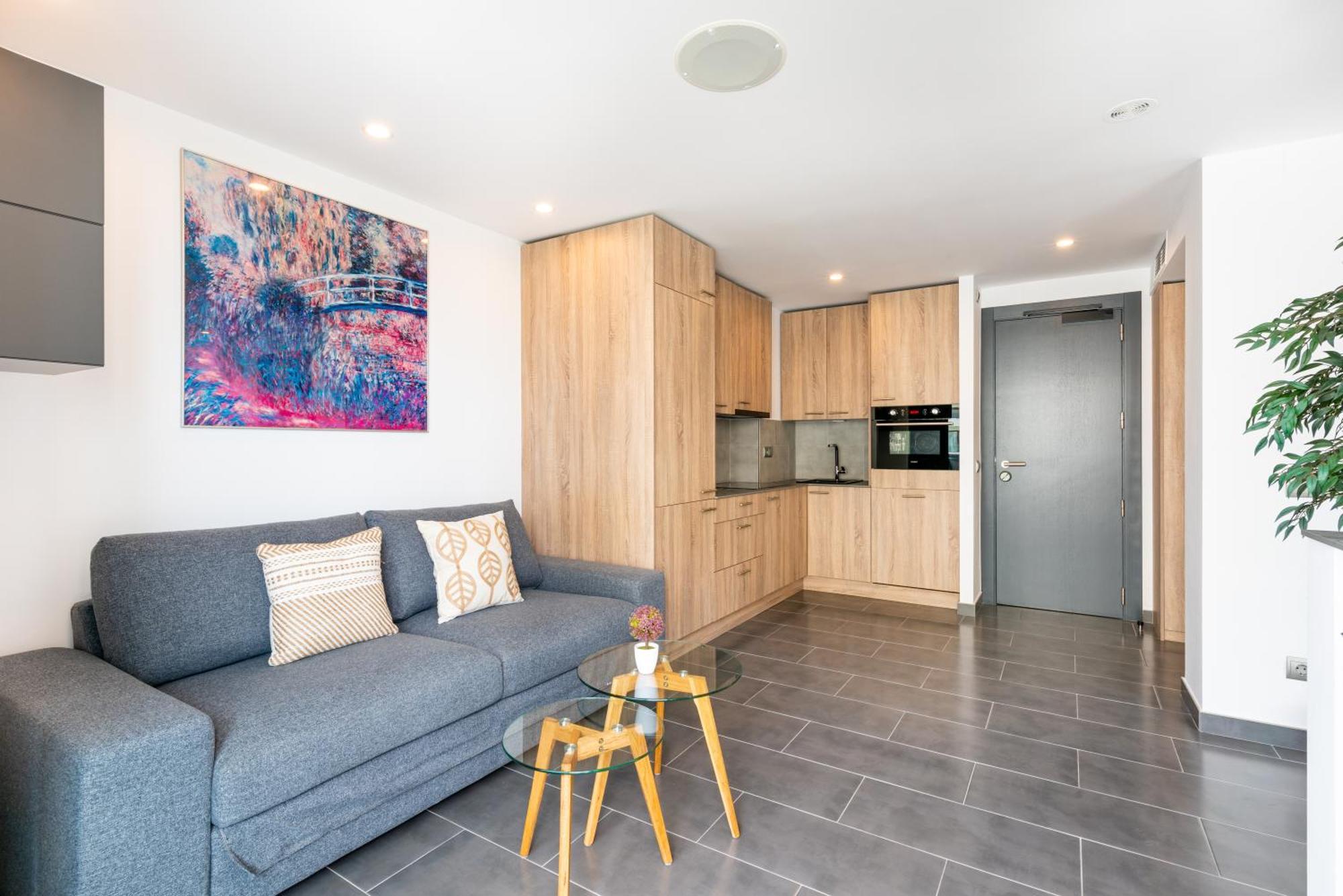 Wintowinrentals Executive Apt In Ocean House Complex Τορρεμολίνος Εξωτερικό φωτογραφία